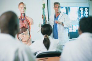 Chiropractor Alan Bonebrake Explains Why His Teaching Seminars for Other Chiropractors Are In-Person…Not Online - Chiropractor Interview