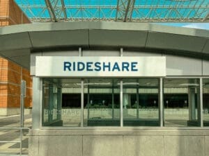 When to Contact a Rideshare Accident Lawyer After a Crash